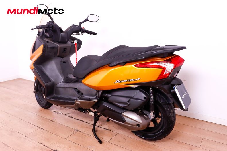 Motorbike image 6