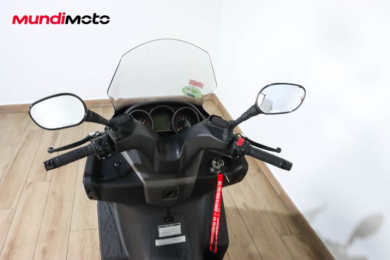 Motorbike image 10