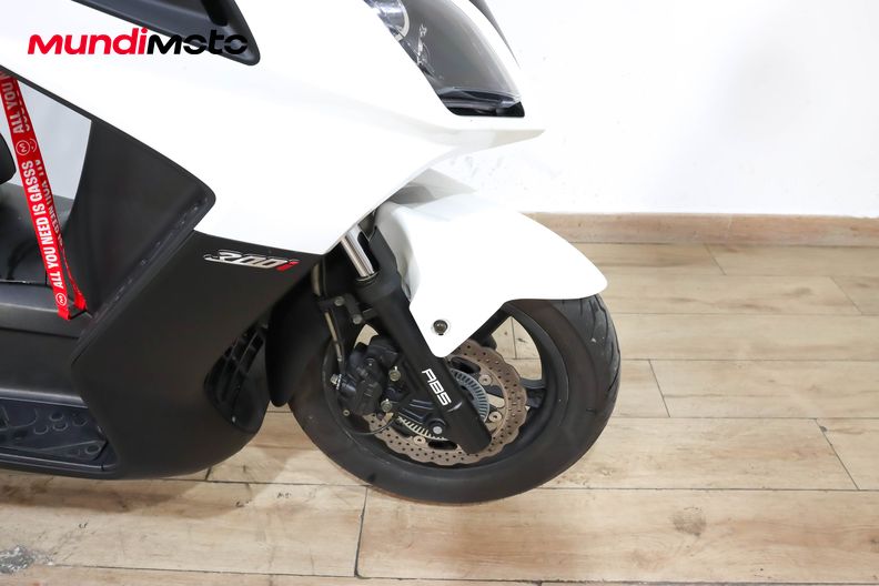 Motorbike image 12