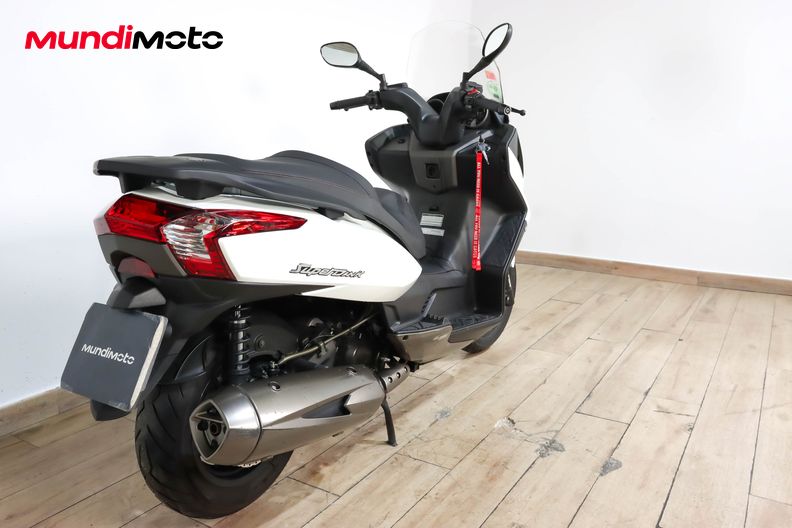 Motorbike image 2