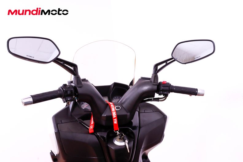 Motorbike image 10