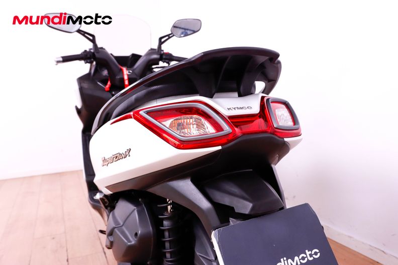 Motorbike image 9
