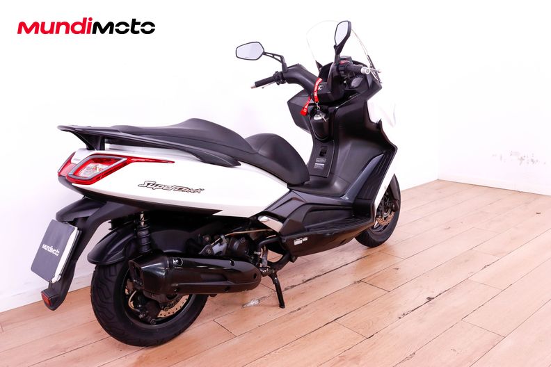 Motorbike image 2