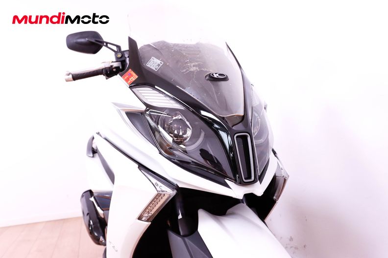 Motorbike image 4