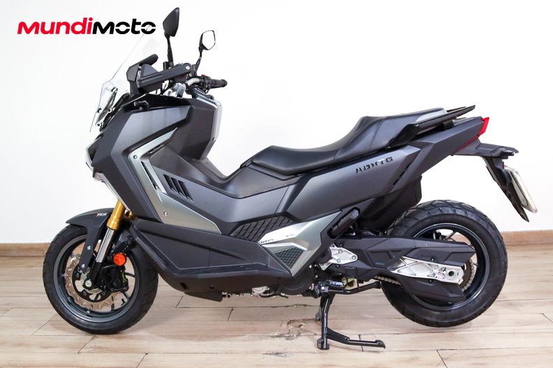 Motorbike image 5