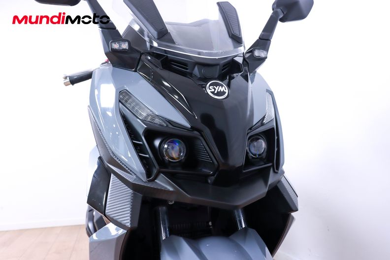 Motorbike image 4