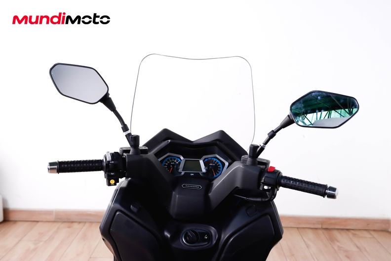 Motorbike image 10