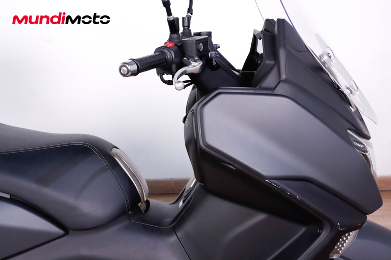 Motorbike image 13