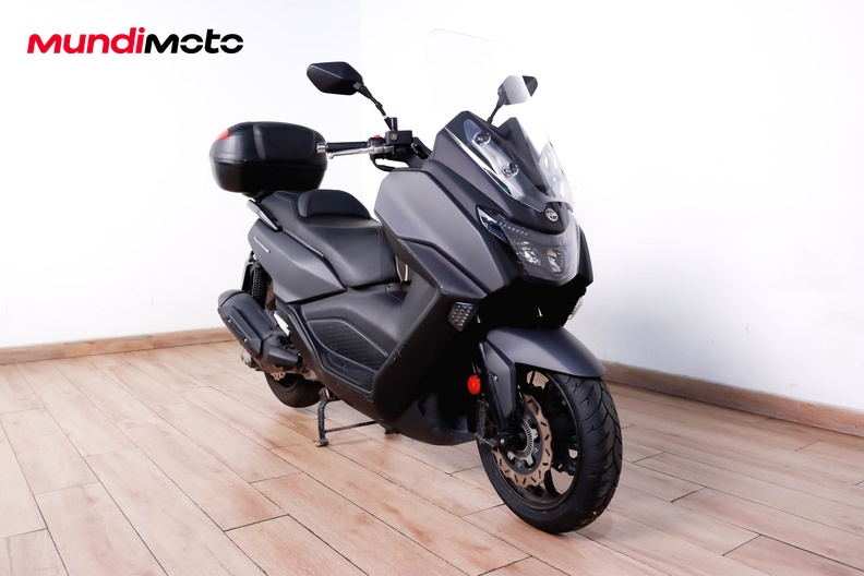 Motorbike image 1