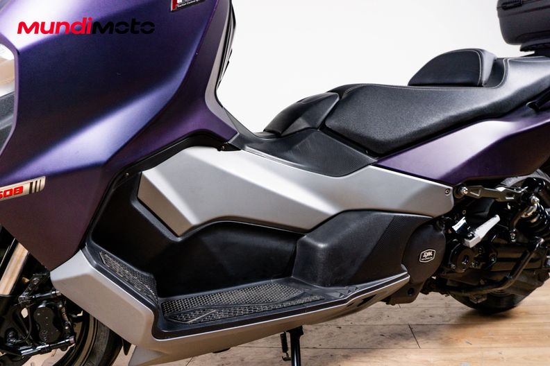 Motorbike image 9