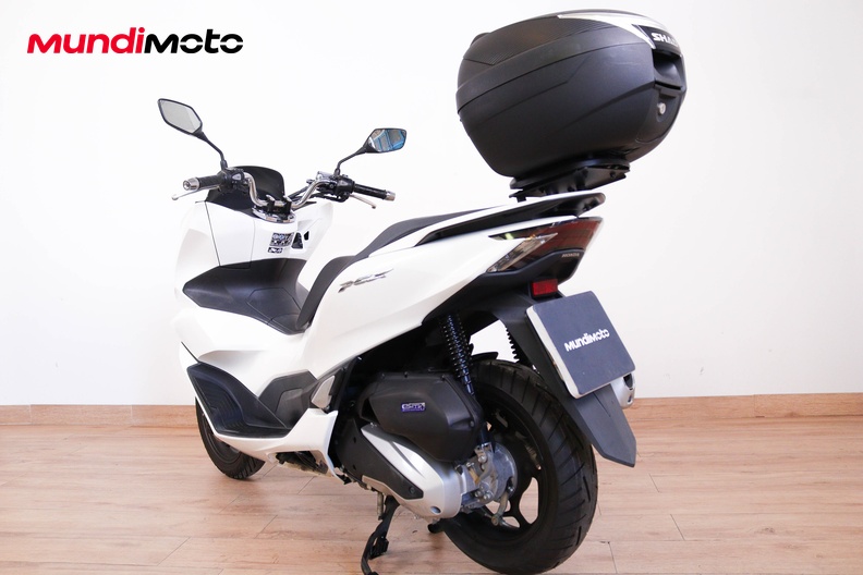 Motorbike image 7