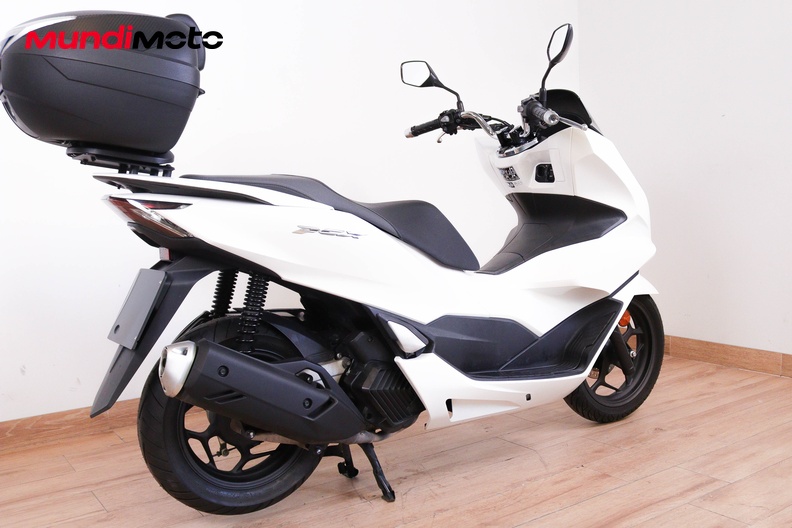 Motorbike image 2
