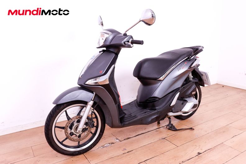 Motorbike image 7