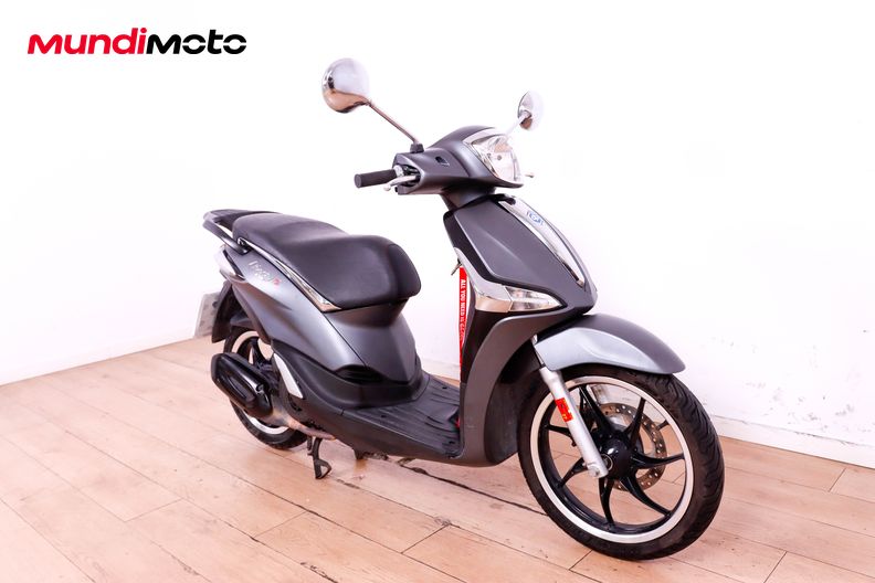 Motorbike image 1