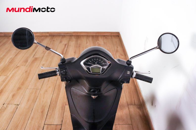 Motorbike image 10