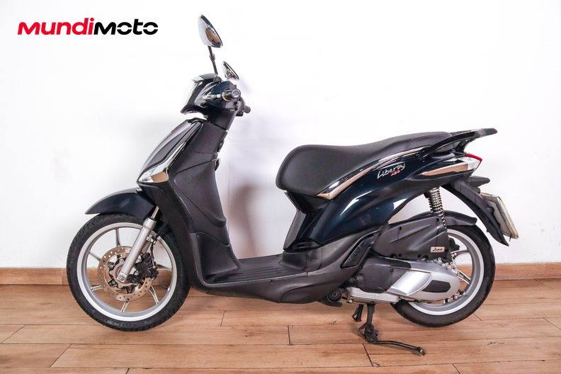 Motorbike image 5
