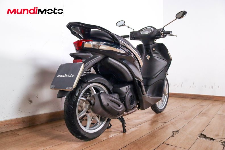 Motorbike image 2
