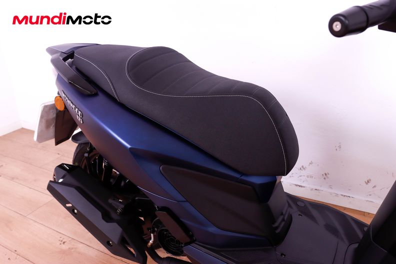 Motorbike image 13