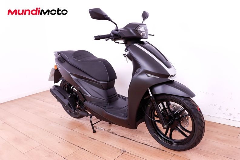 Motorbike image 1