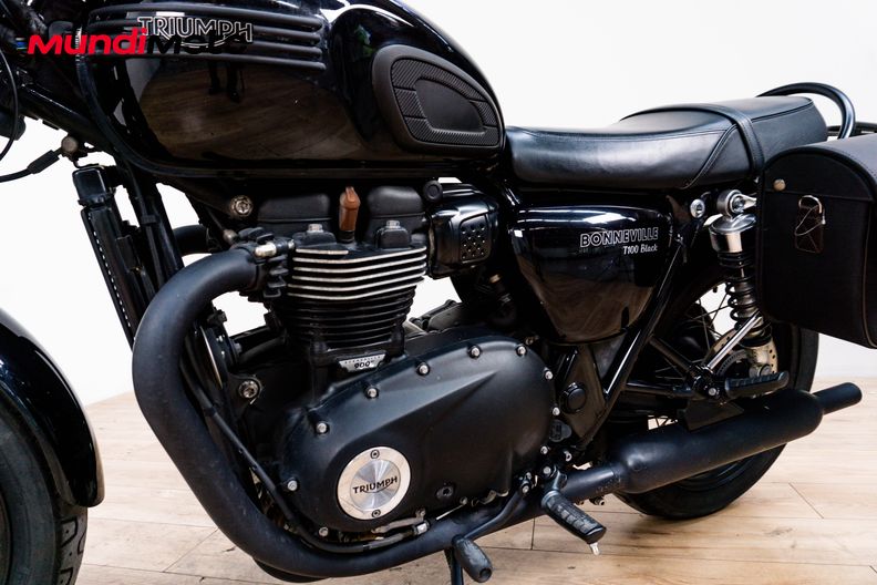 Motorbike image 9