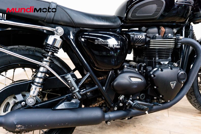 Motorbike image 3