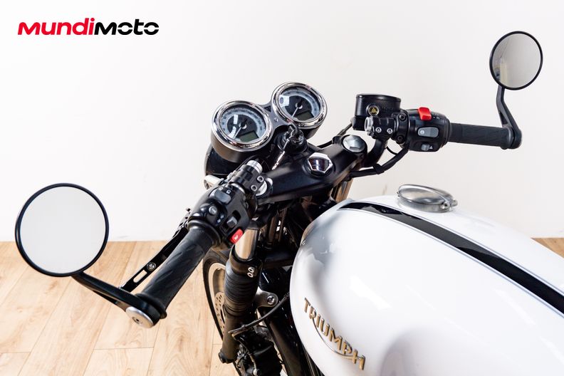 Motorbike image 10