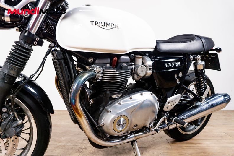 Motorbike image 9
