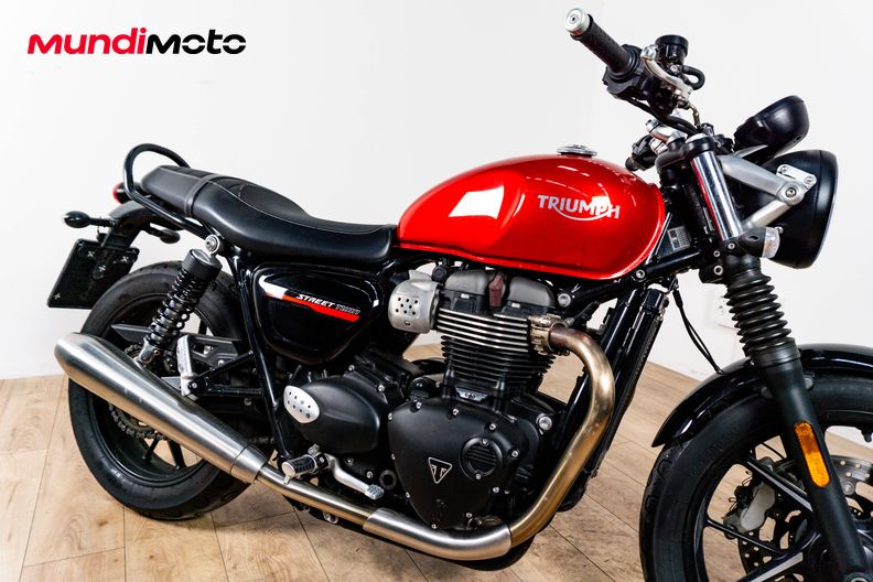 Motorbike image 4