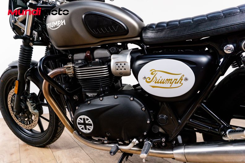 Motorbike image 8