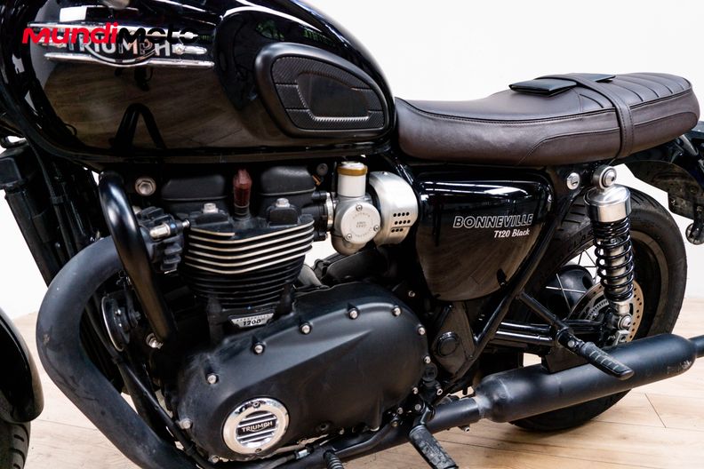 Motorbike image 9