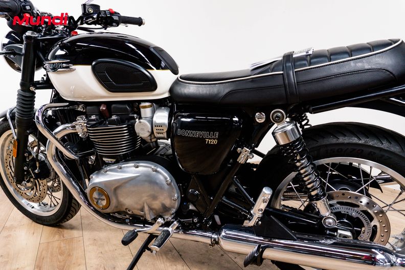 Motorbike image 8