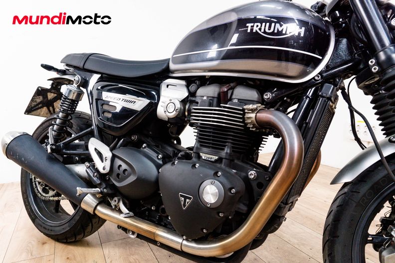 Motorbike image 4