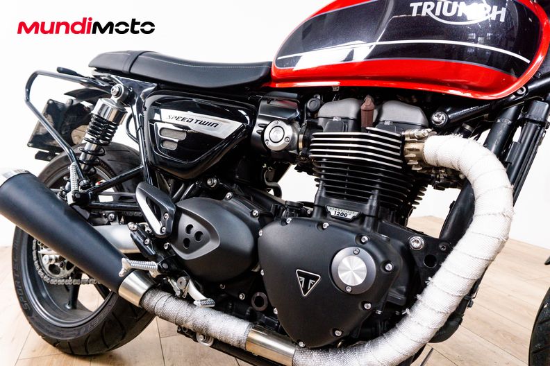 Motorbike image 4