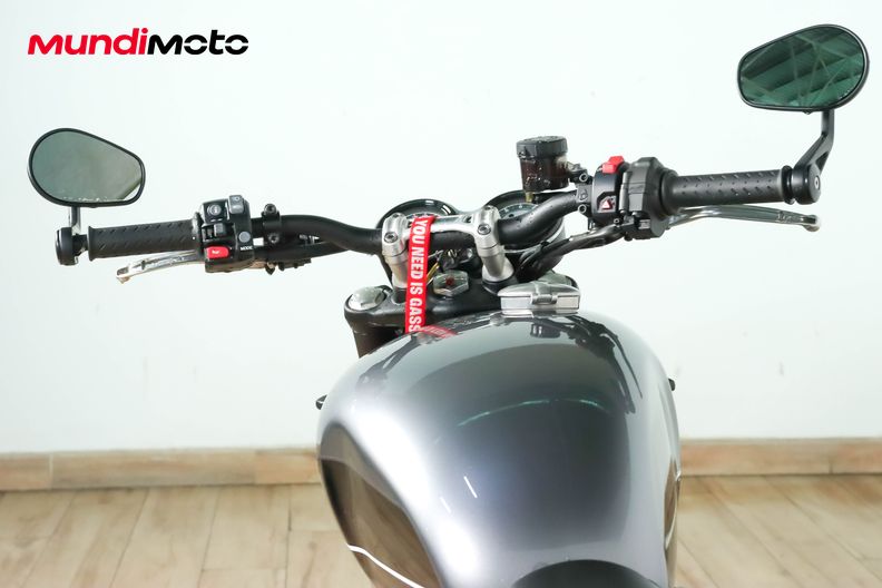 Motorbike image 10