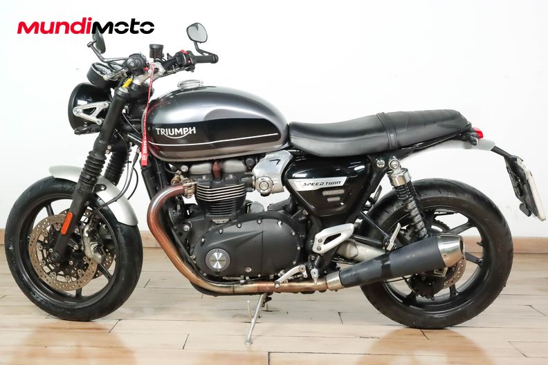 Motorbike image 5
