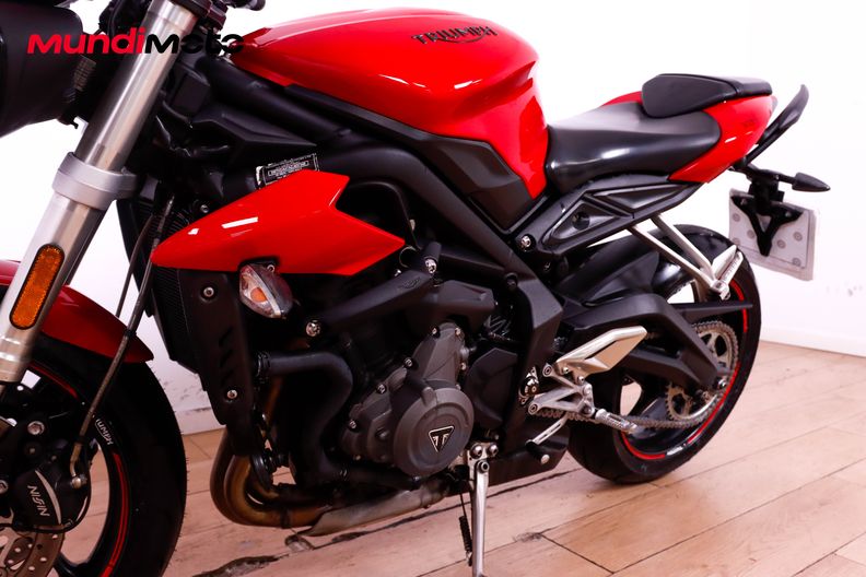 Motorbike image 8