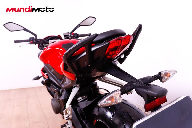 Motorbike image 9