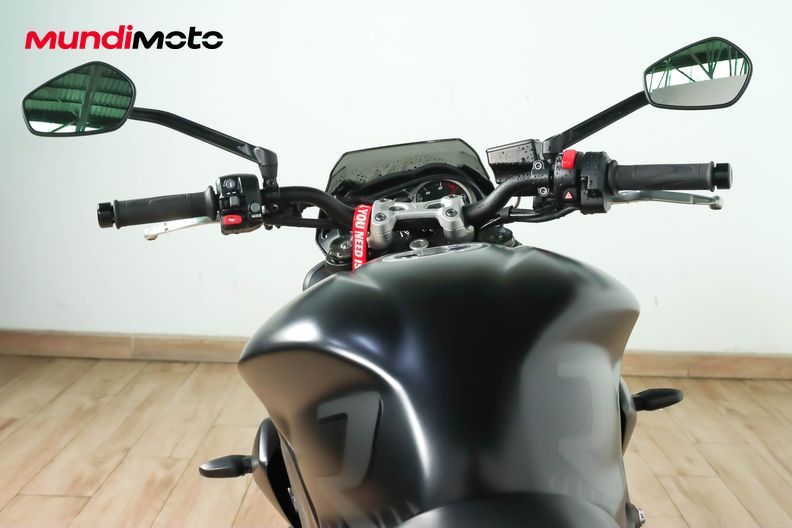 Motorbike image 10
