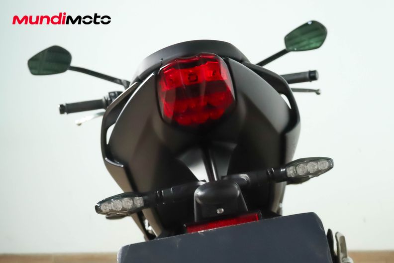 Motorbike image 9