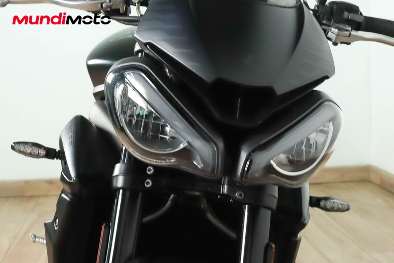 Motorbike image 4