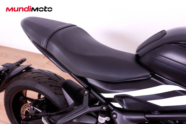 Motorbike image 12