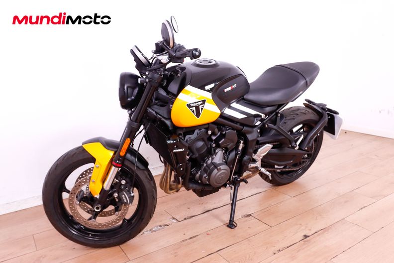 Motorbike image 7