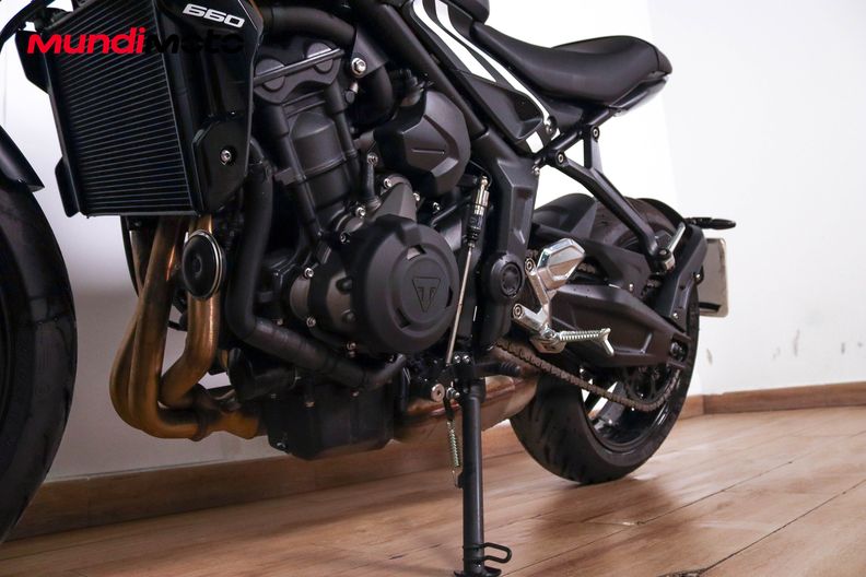 Motorbike image 8