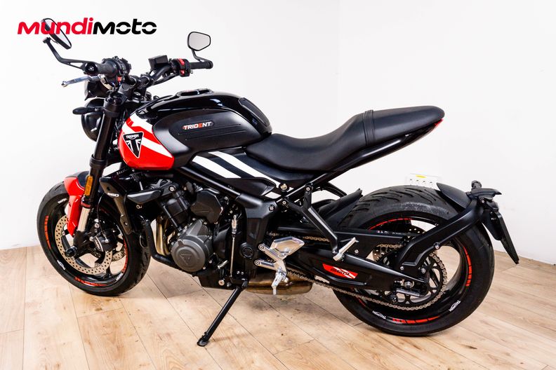 Motorbike image 7