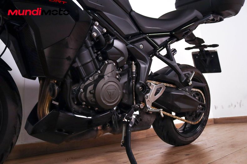 Motorbike image 8