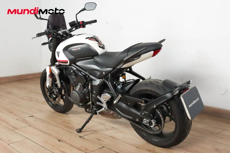 Motorbike image 6