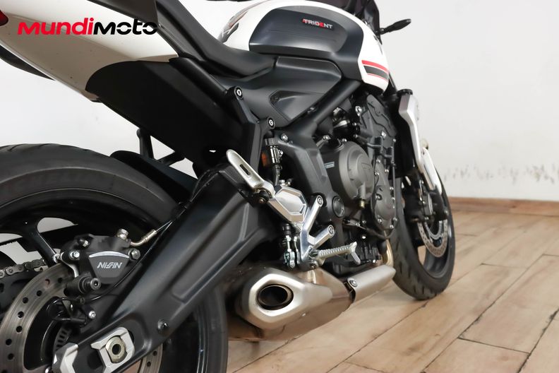 Motorbike image 3