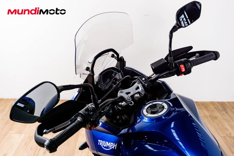 Motorbike image 10