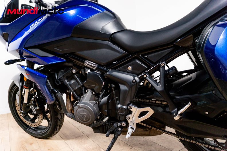 Motorbike image 8