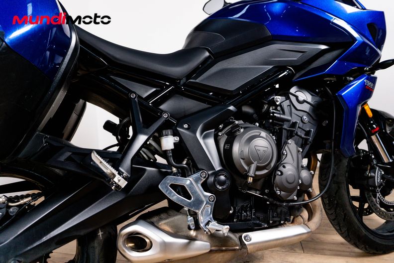 Motorbike image 3